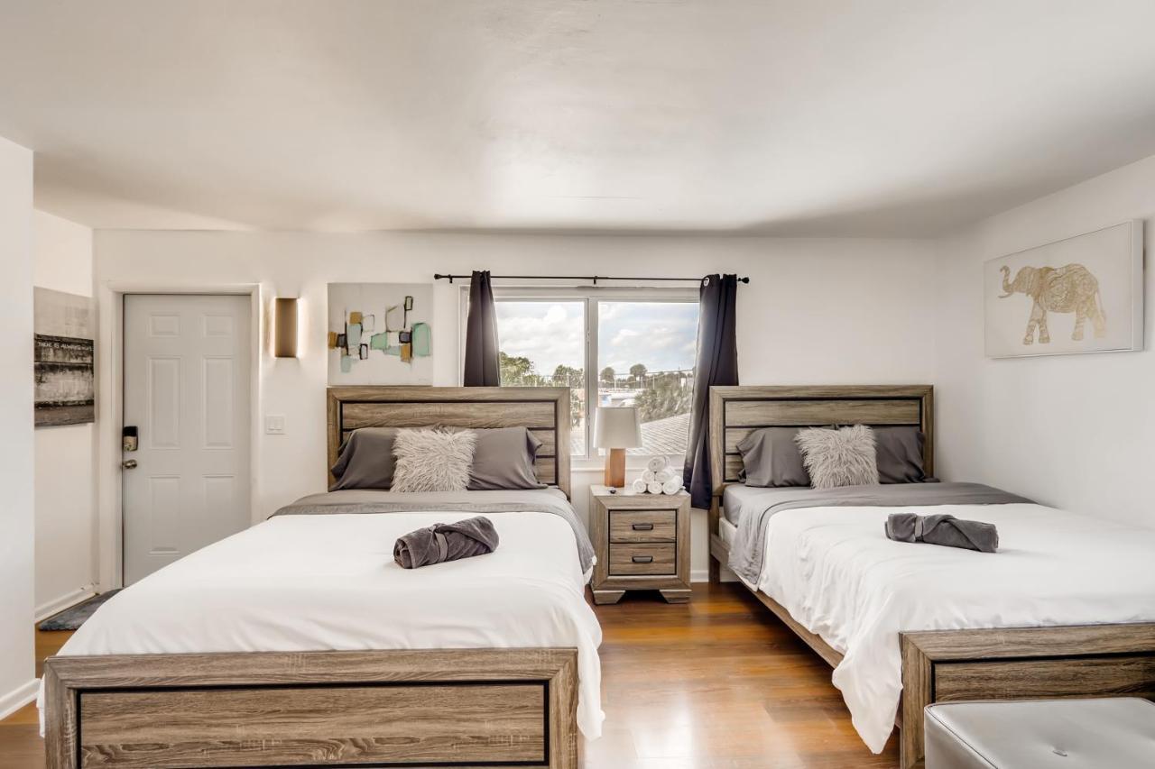 Coral Sands HUGE Studio w/ 2 Queen beds! West Palm Beach Buitenkant foto