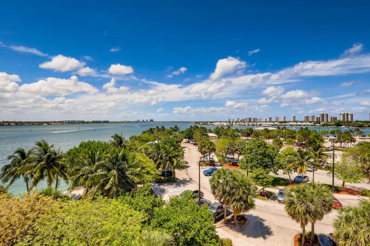 Coral Sands HUGE Studio w/ 2 Queen beds! West Palm Beach Buitenkant foto